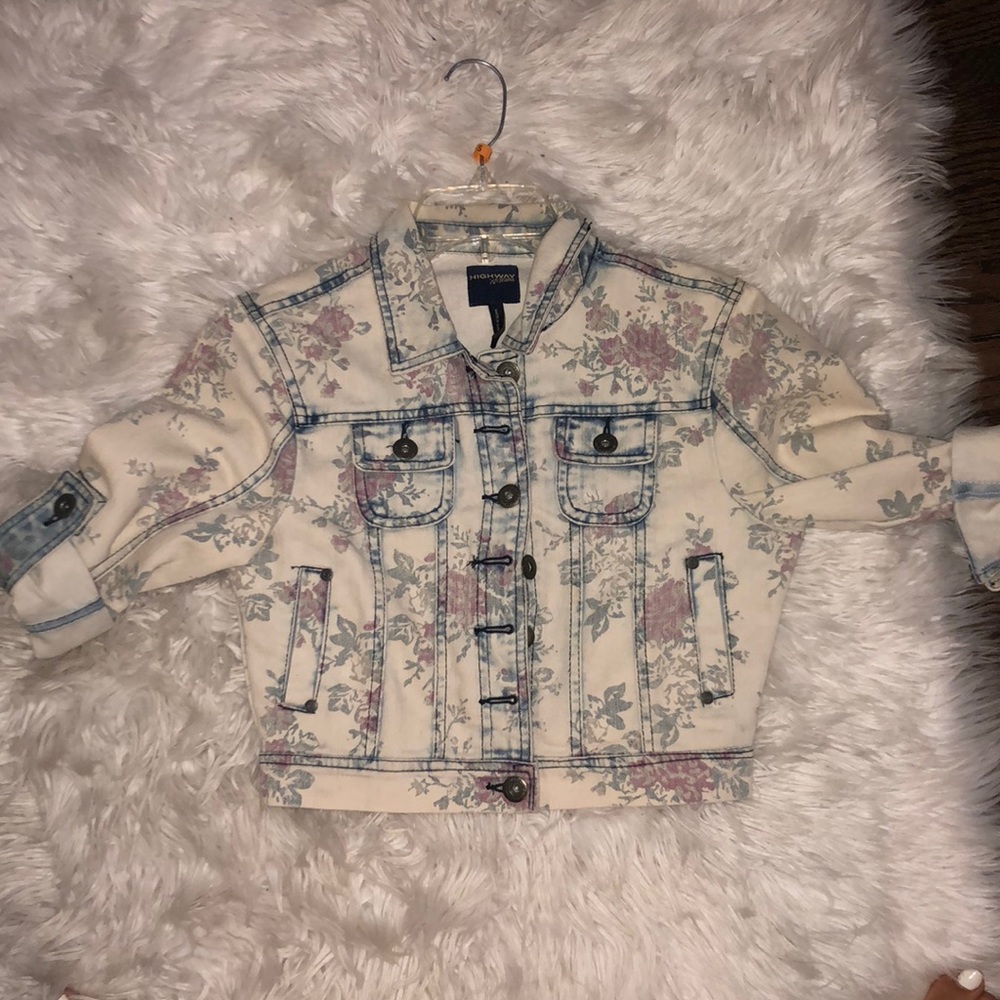 Cropped floral jean jacket